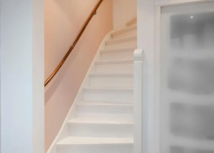 Evership Just Minutes From The And Center *