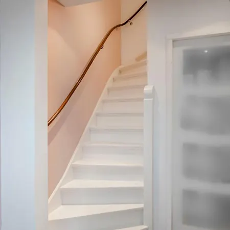 Evership Just Minutes From The And Center *