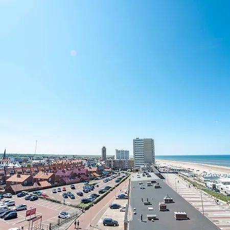 Evership Just Minutes From The And Center Zandvoort