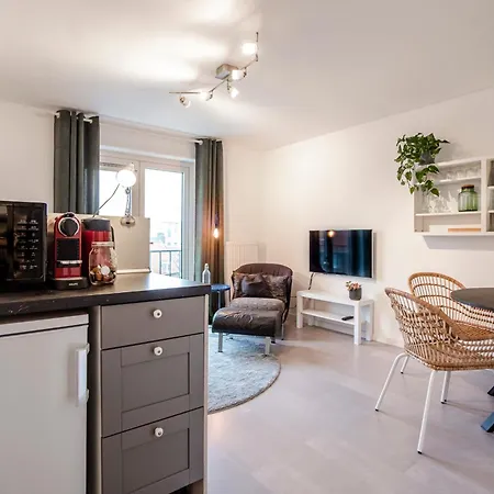 Evership Just Minutes From The And Center *